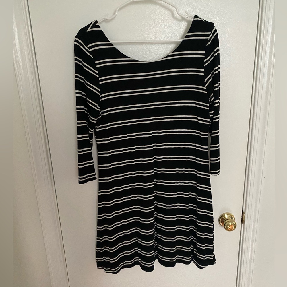 Peridot Boutique 3/4 sleeve low back striped dress